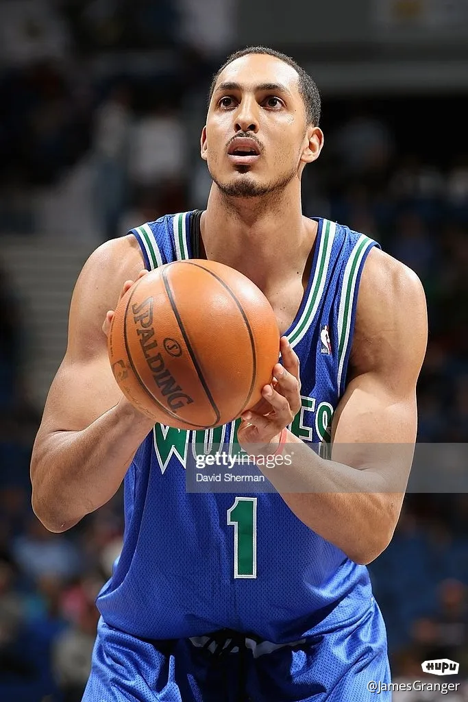 亚博-从夏洛特黄蜂围绕欧冠临场应变到明尼苏达森林狼复出首秀备战欧超杯，清晨阿贾克斯遗憾出局的简单介绍-亚博